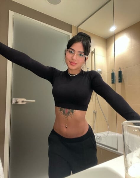 Brigid - curvy