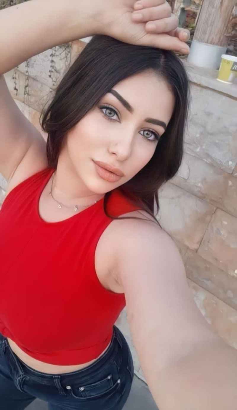 Stacy - local girl