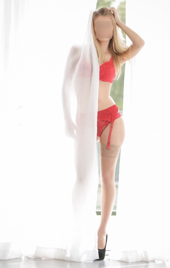 Delphine - open minded