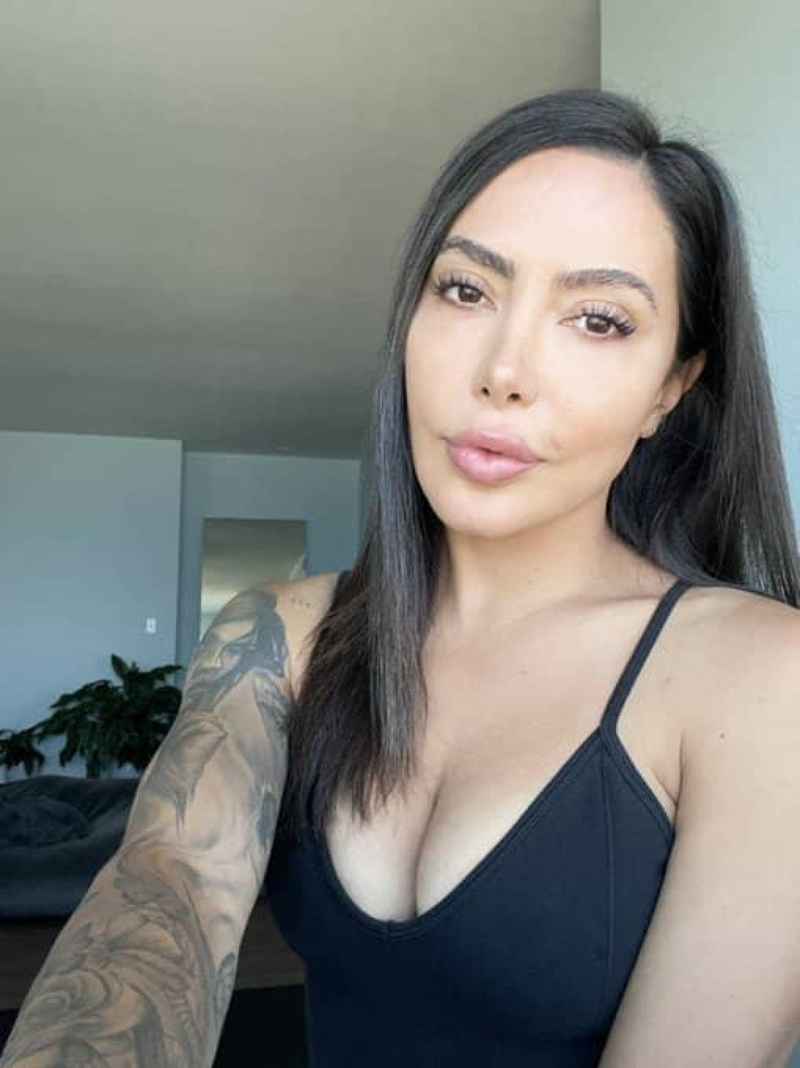 Fiona - outcall available
