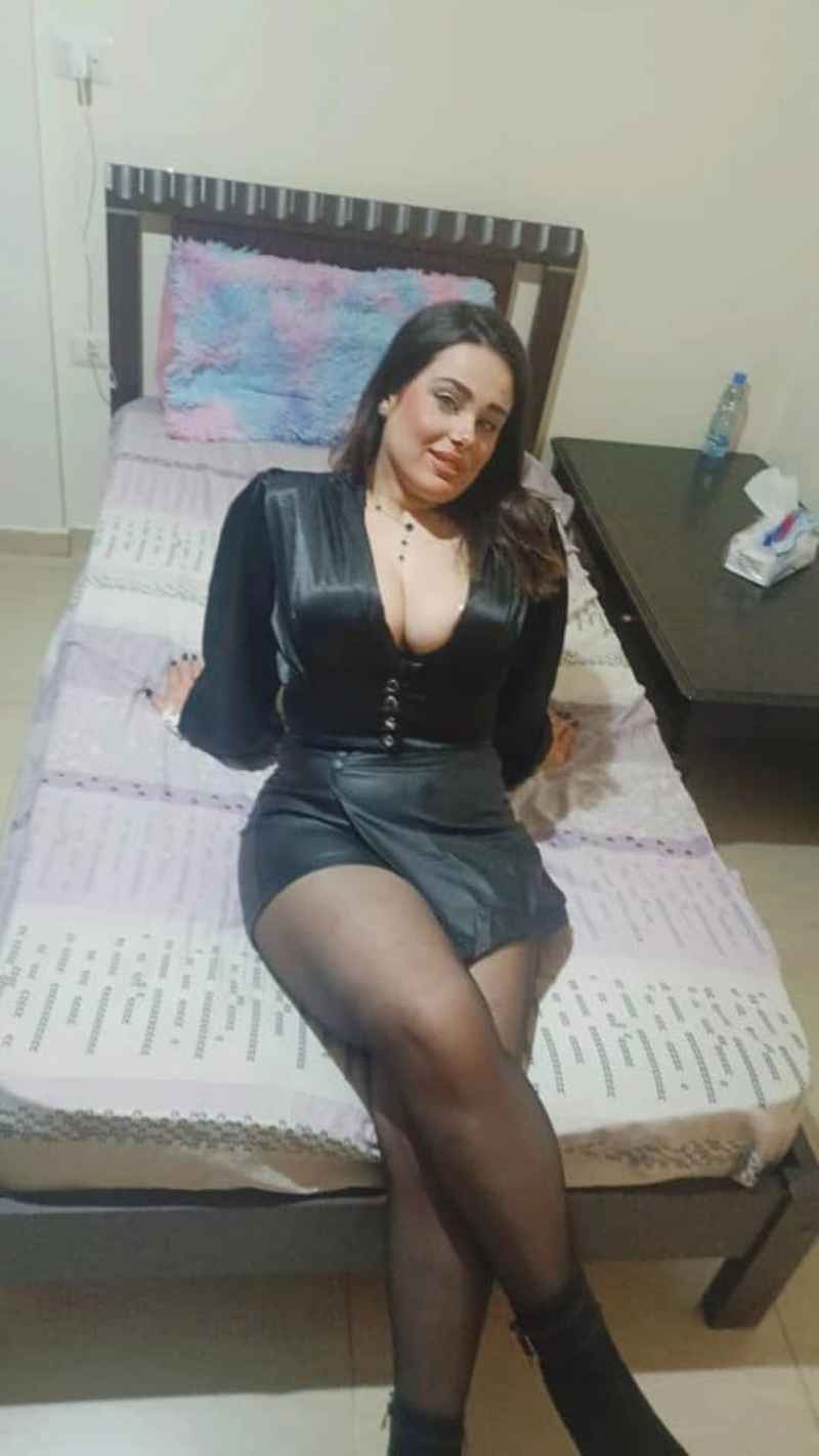 Leanne - open minded
