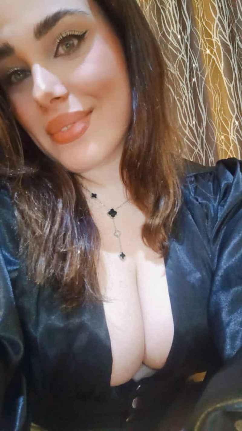 Stacy - discreet meetings