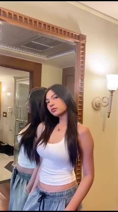 Kaylee - open minded