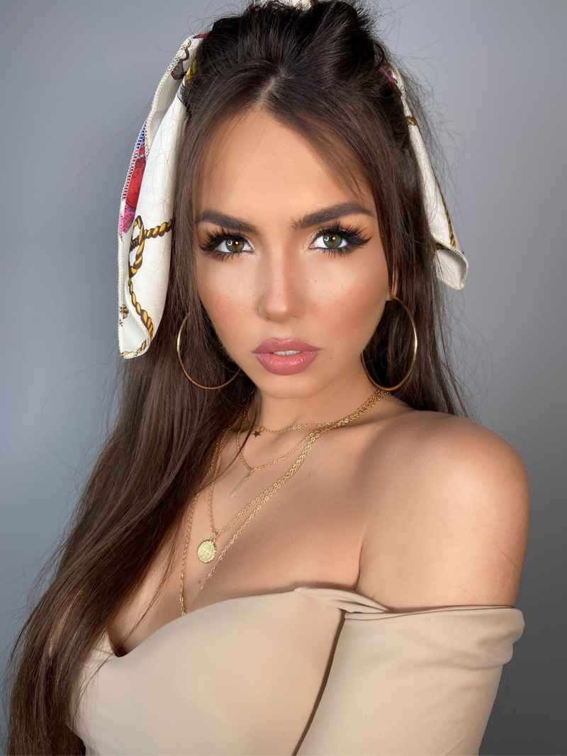 Susan - party girl