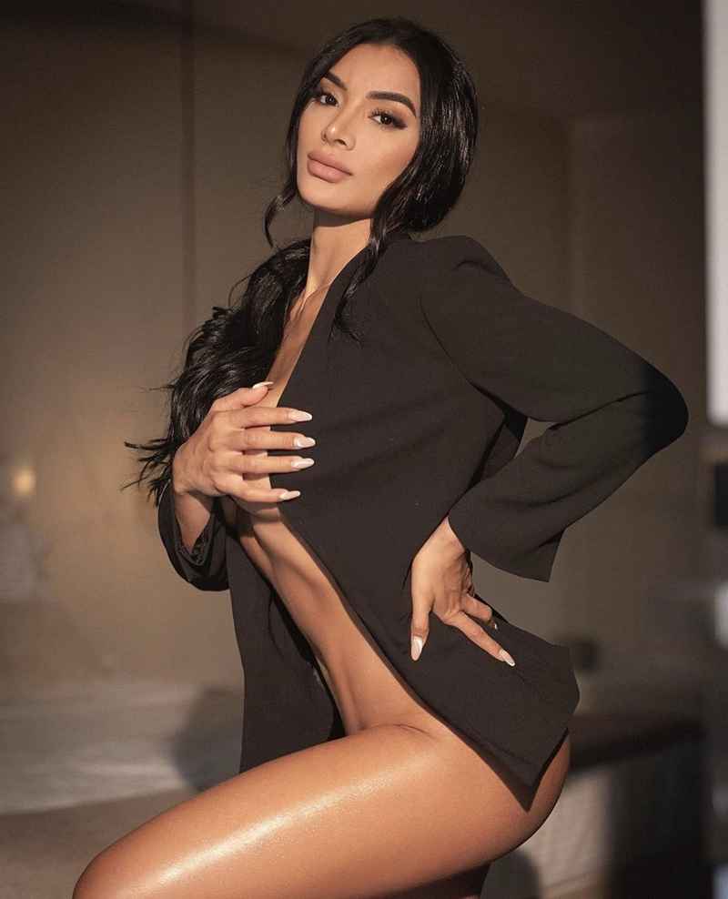 Lara - petite