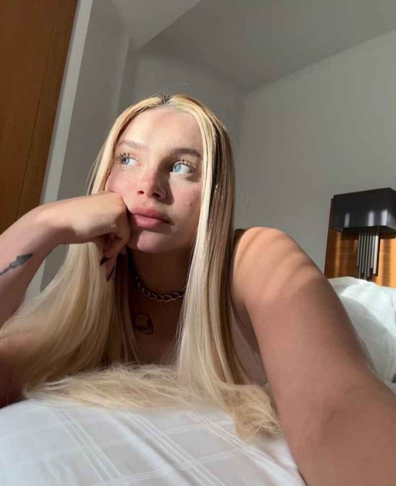 Suzanne - blonde