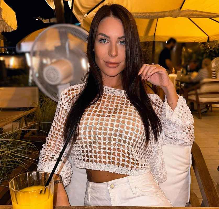 Bella - outcall available
