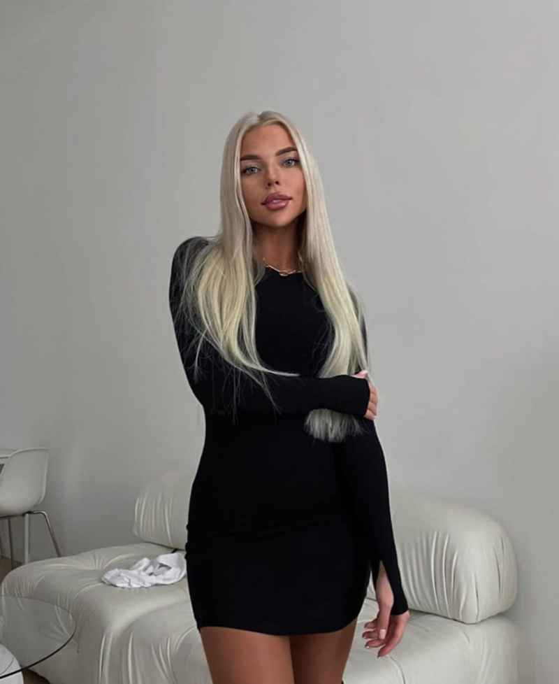 Odile - mature companion