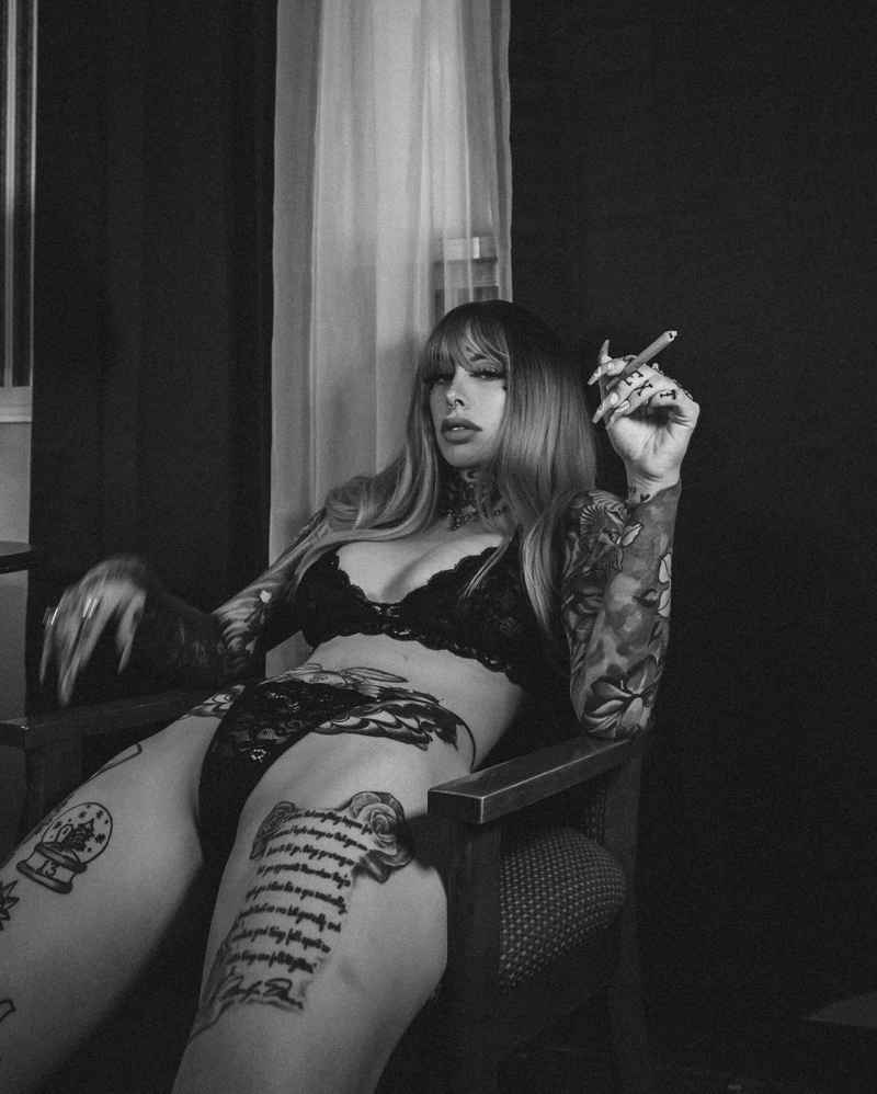 Elaine - GFE