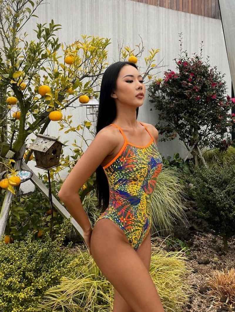 Stephanie - high class