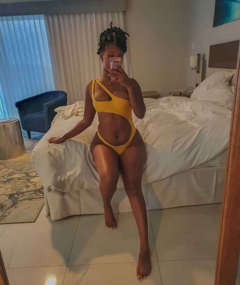 Solene - outcall available