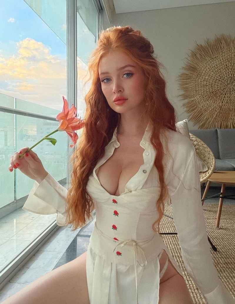 Lara - petite