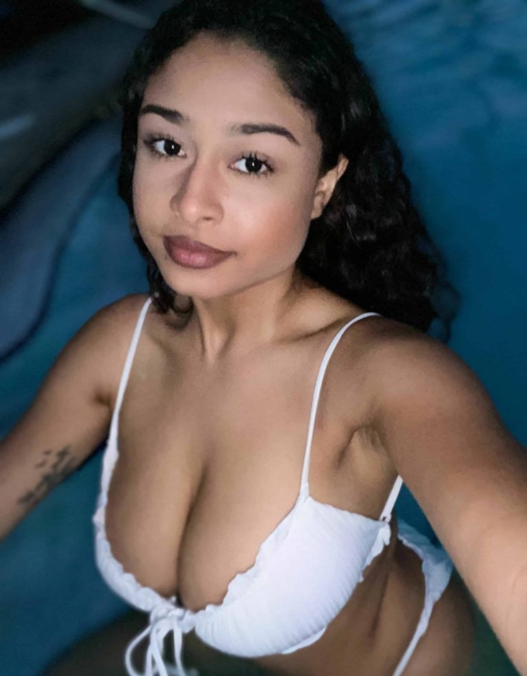 Veronique - discreet meetings
