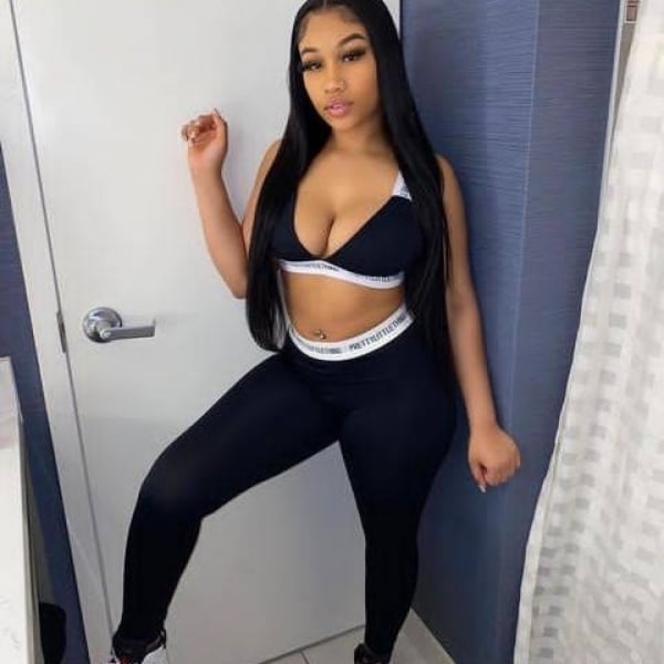 Laura - GFE