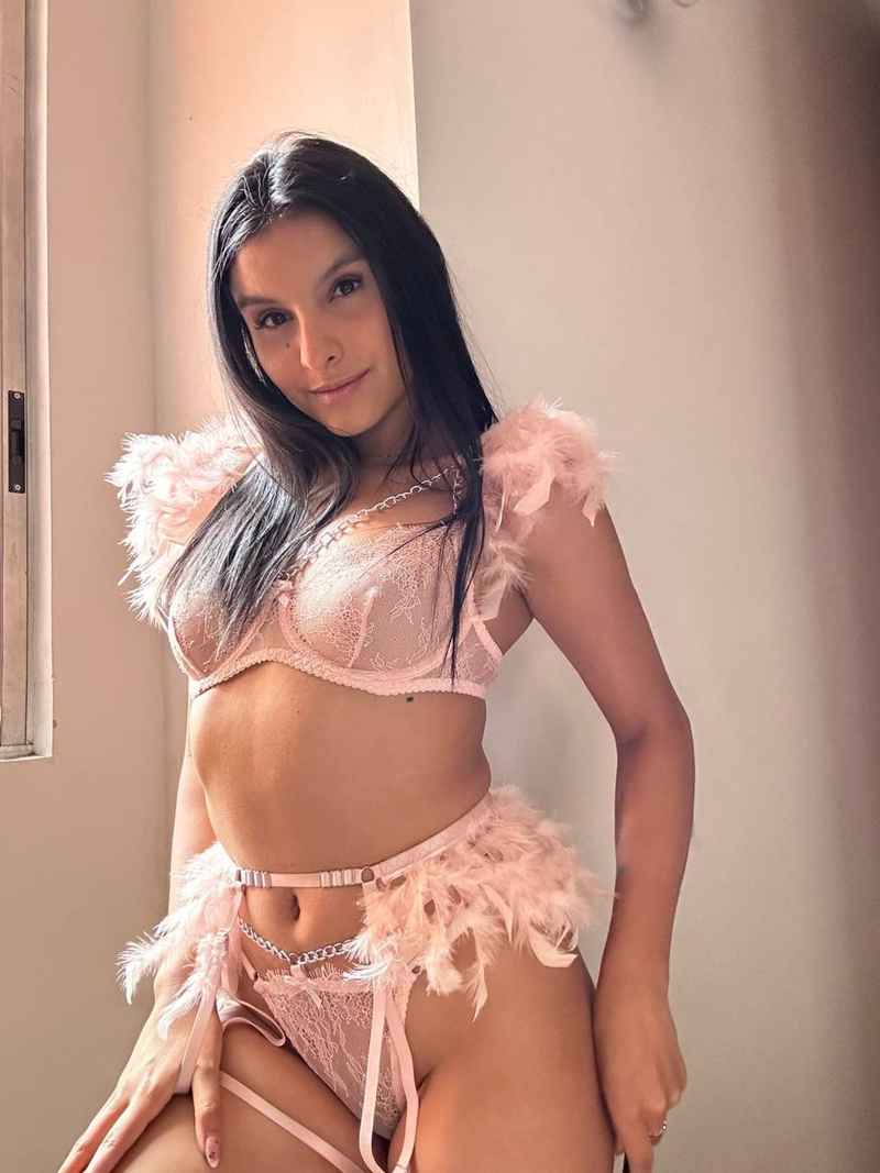 Catherine - brunette