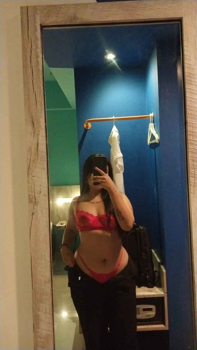 Guillemette - curvy