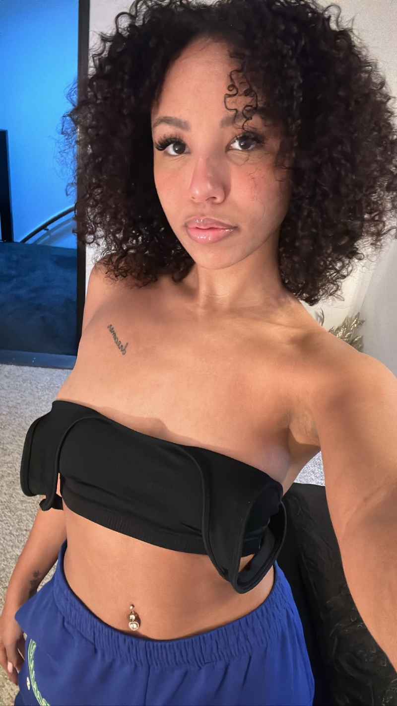 Mya - discreet meetings