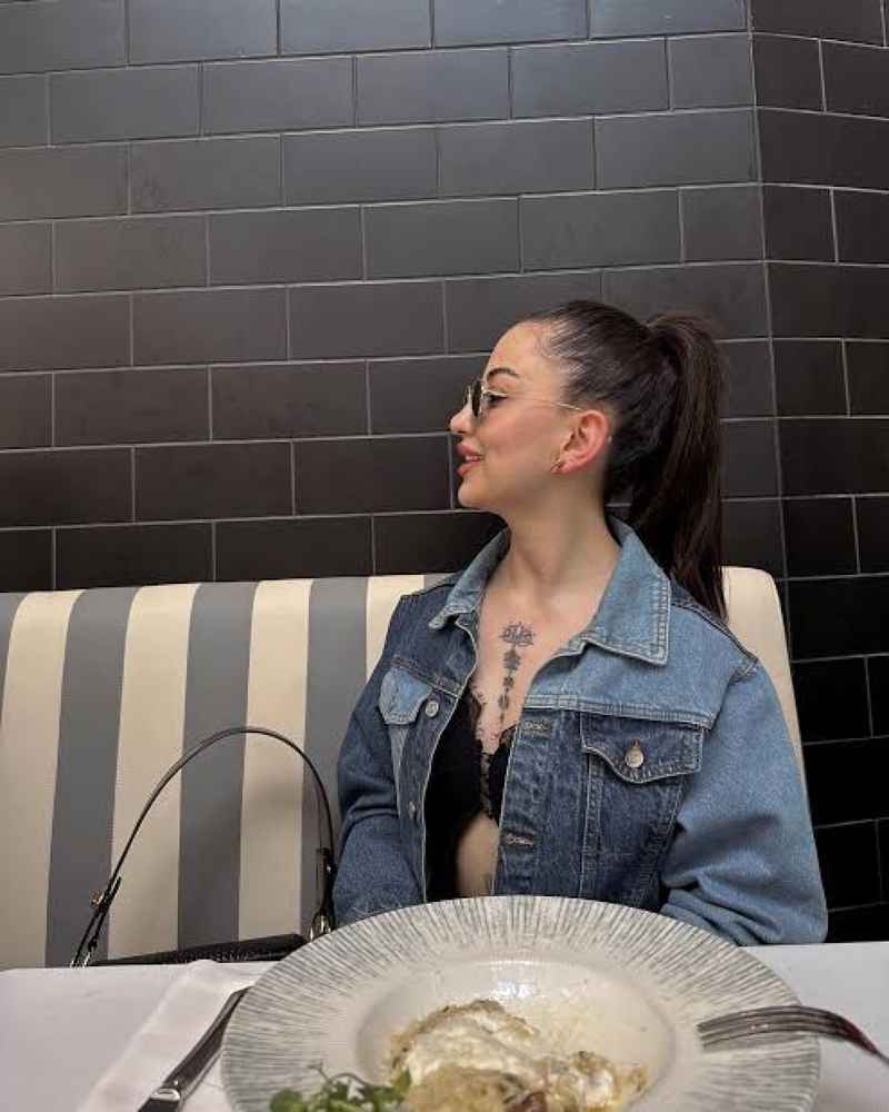 Kimberly - open minded