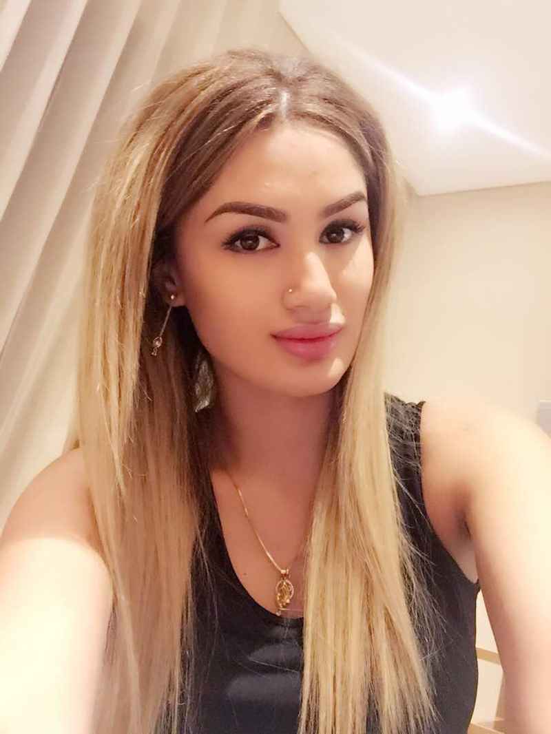 Shannon - mature companion