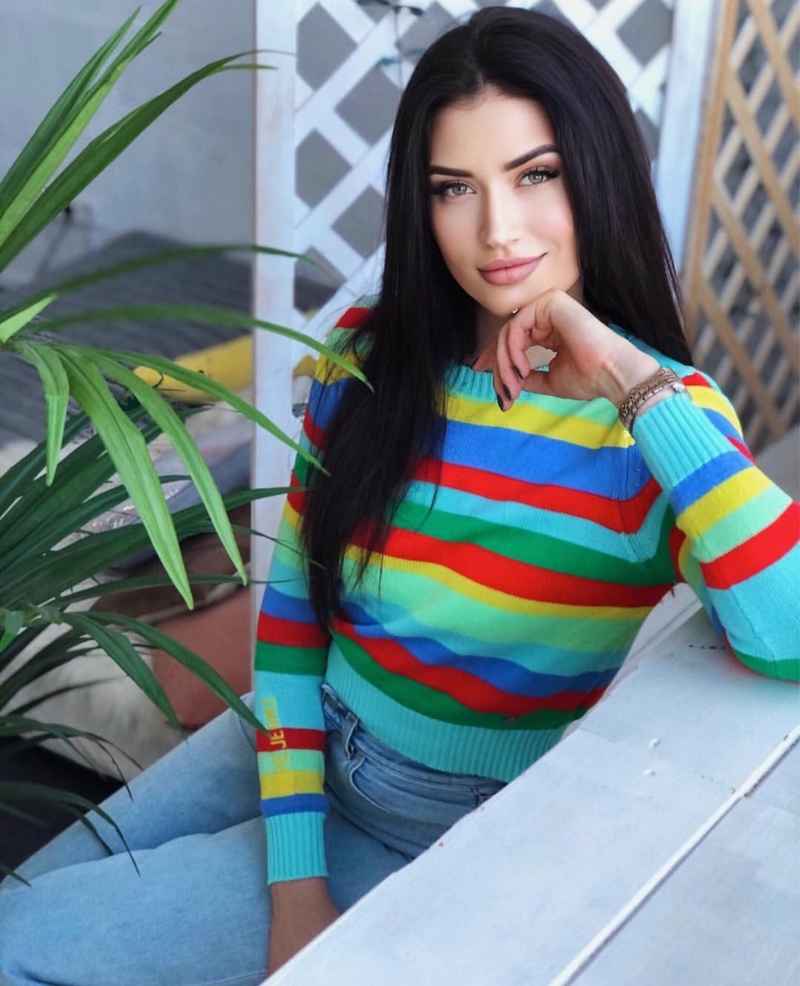 Quinn - outcall available