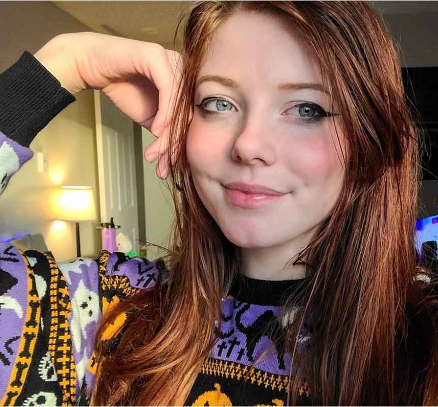 Colleen - petite