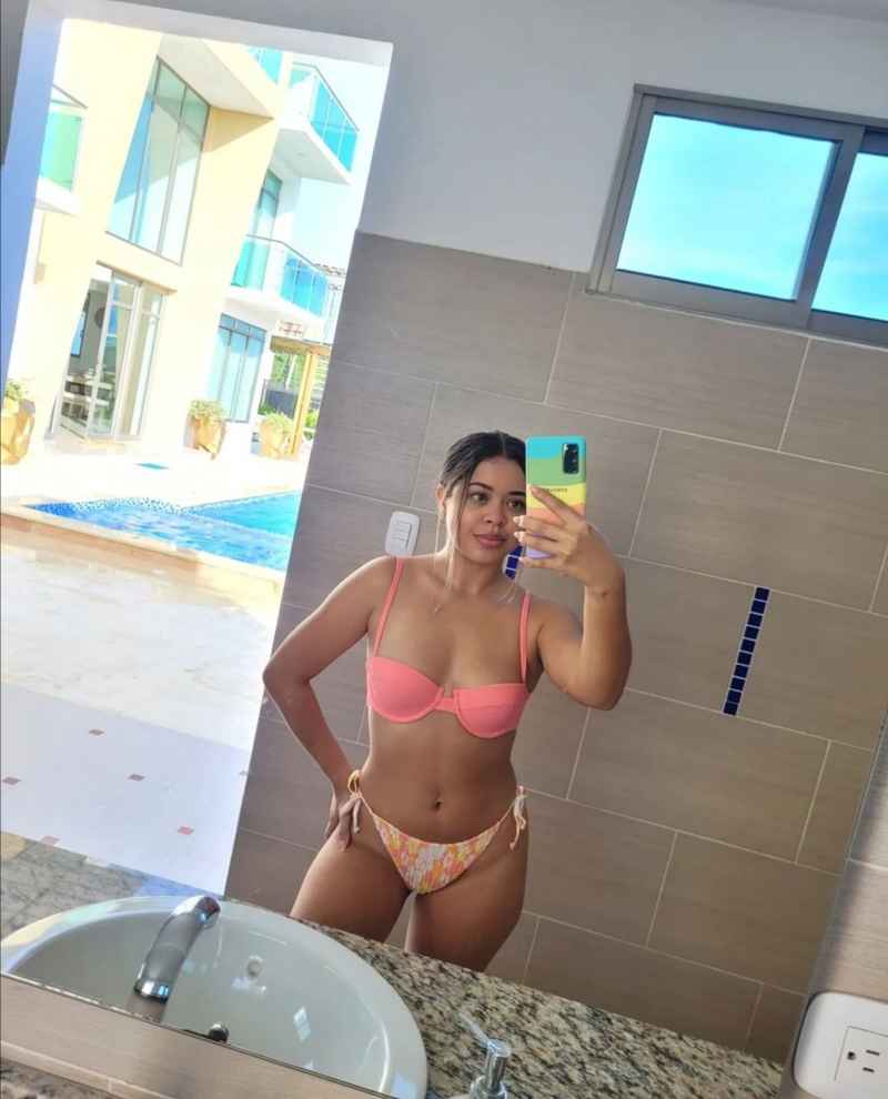 Ysaline - outcall available