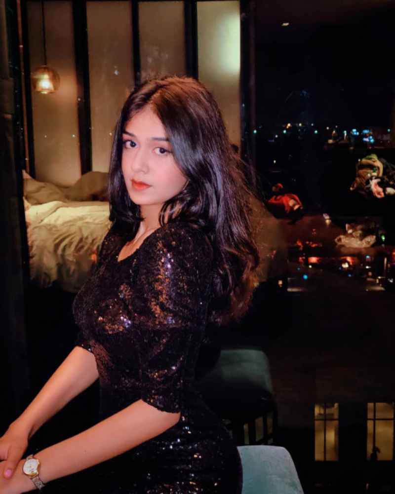 Lauren - high class