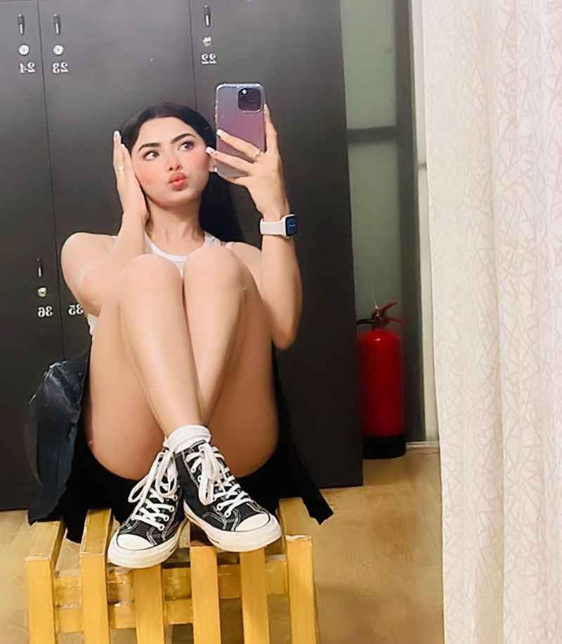 Noelle - independent companion