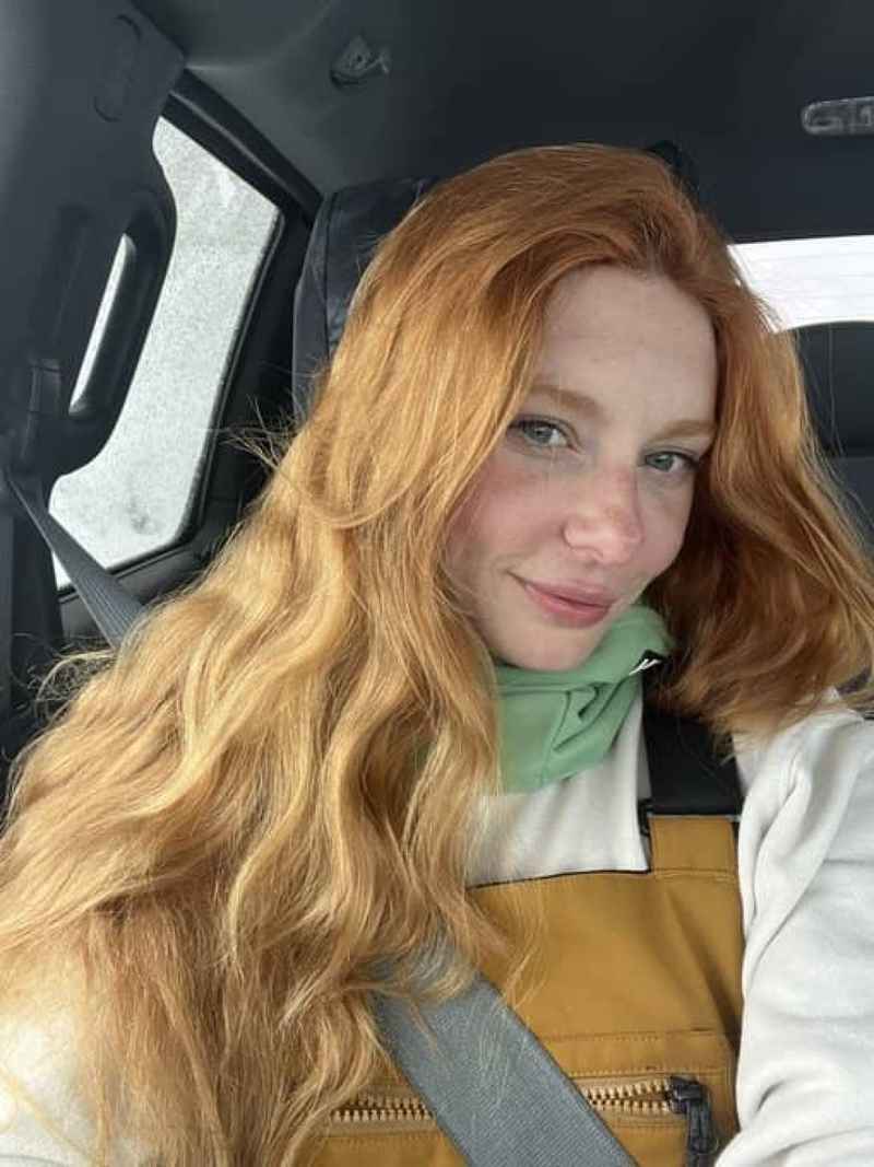 Alix - mature companion