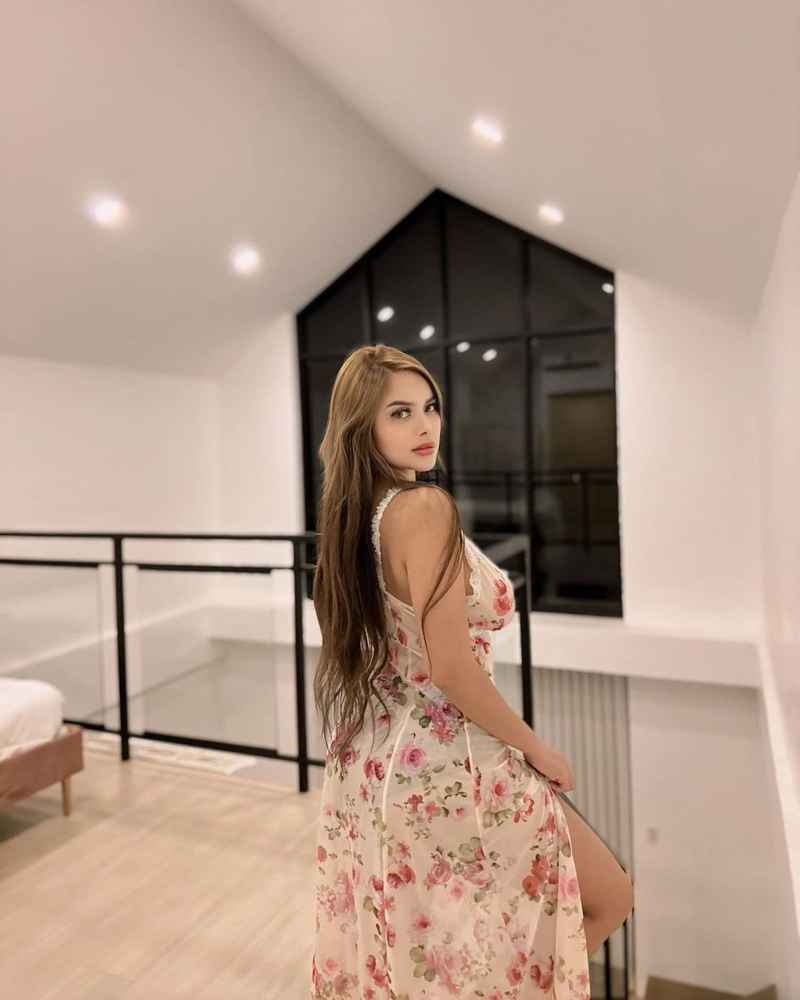 Ines - touring